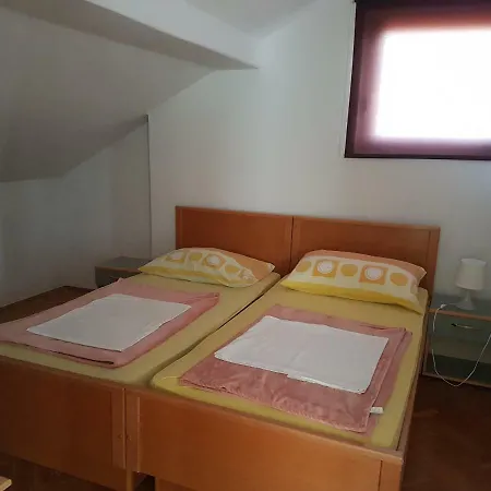 Mira Apartment