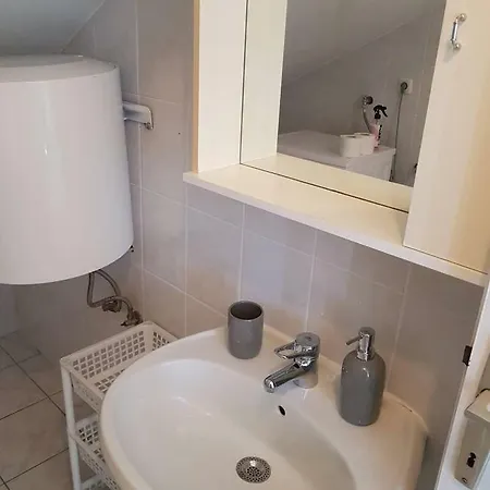 Apartment Mira