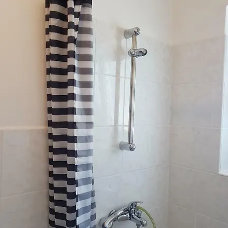 Mira Apartment *